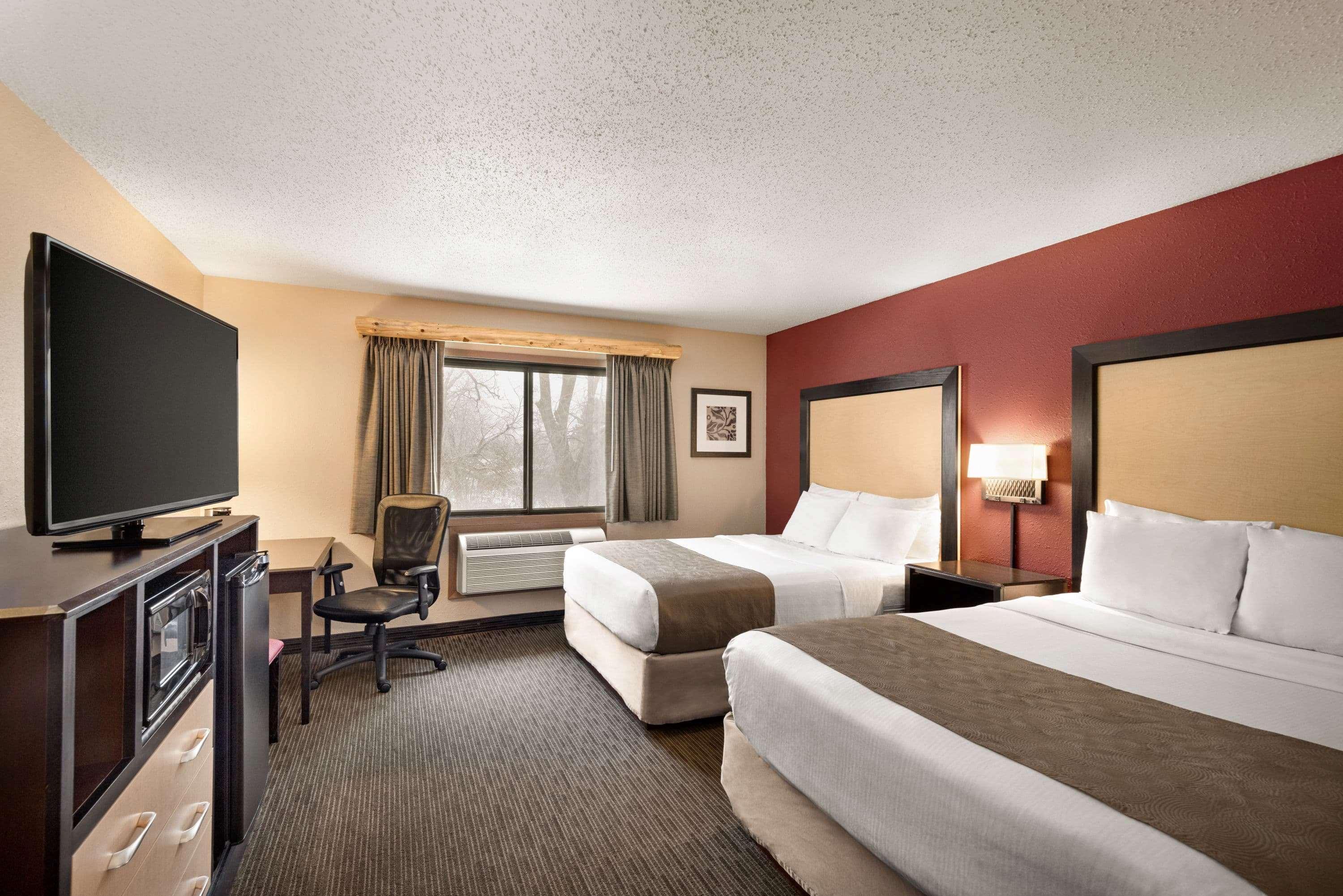 Americinn By Wyndham Detroit Lakes Bagian luar foto