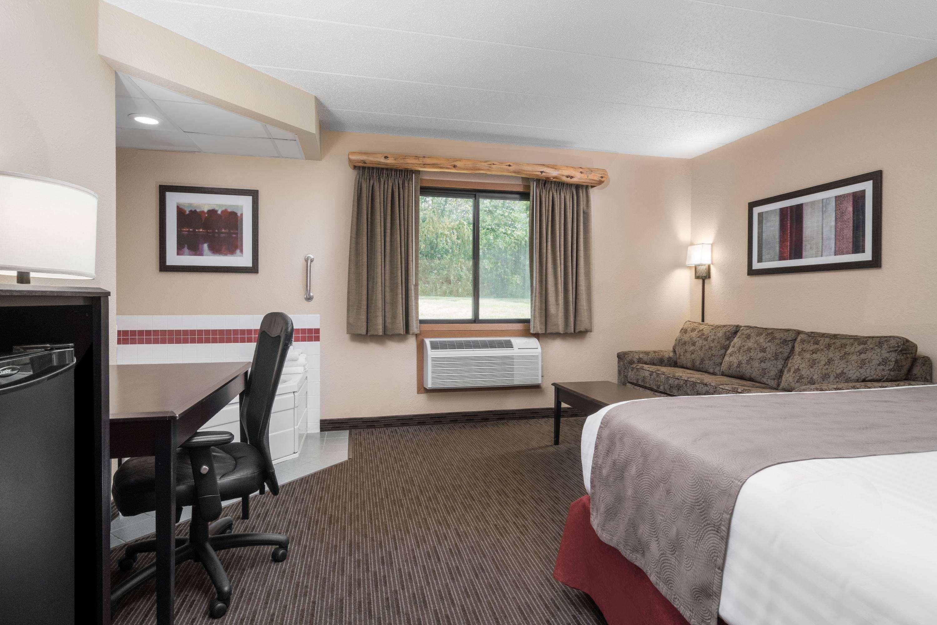 Americinn By Wyndham Detroit Lakes Bagian luar foto