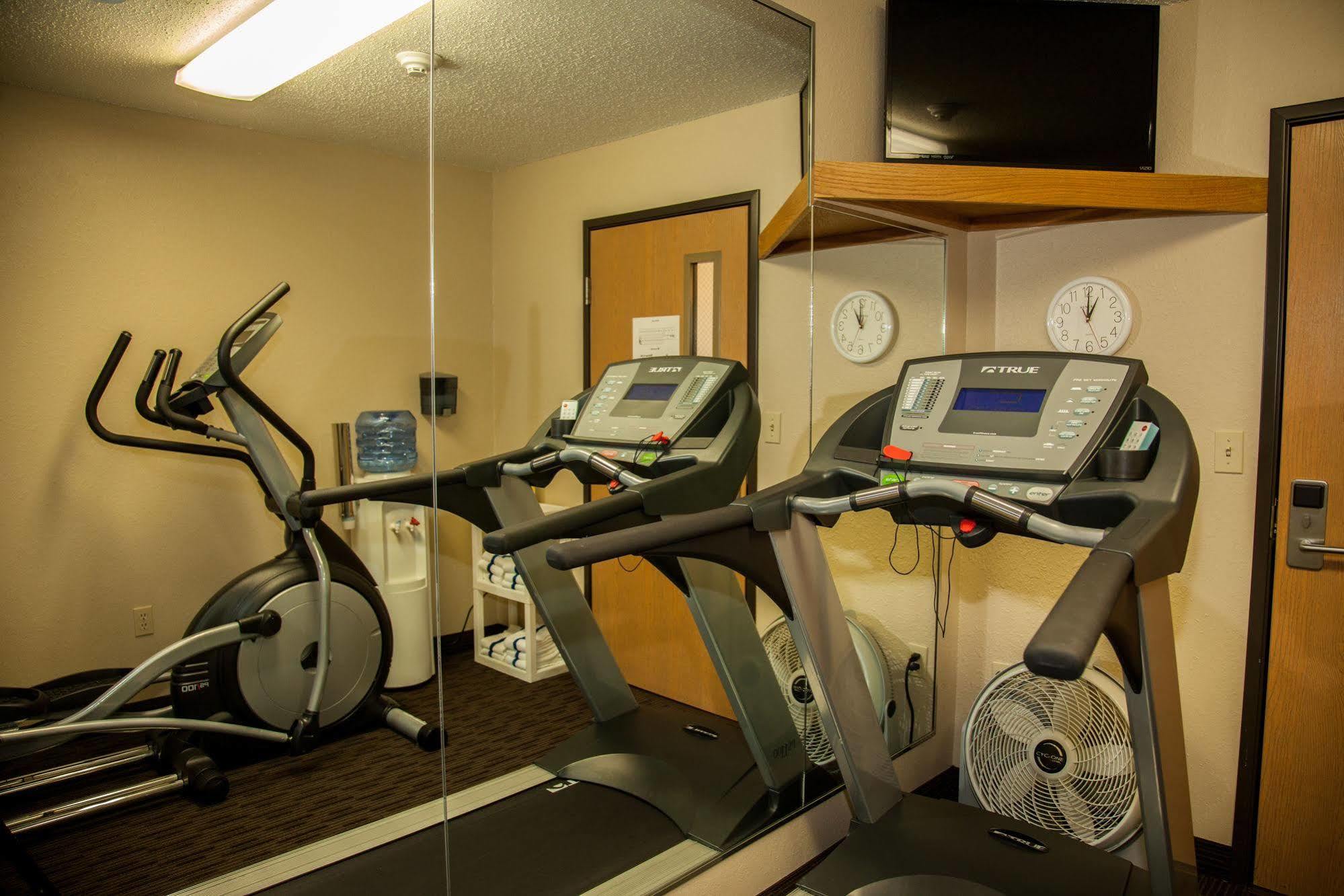 Americinn By Wyndham Detroit Lakes Bagian luar foto